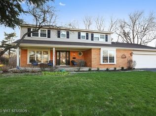 1600 Whittier Ln, Wheaton, IL 60189