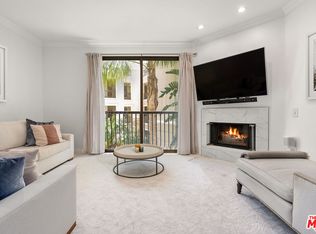 11847 Gorham Ave APT 214, Los Angeles, CA 90049