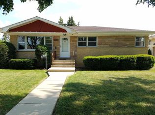 1313 W Amelia Ln, Addison, IL 60101