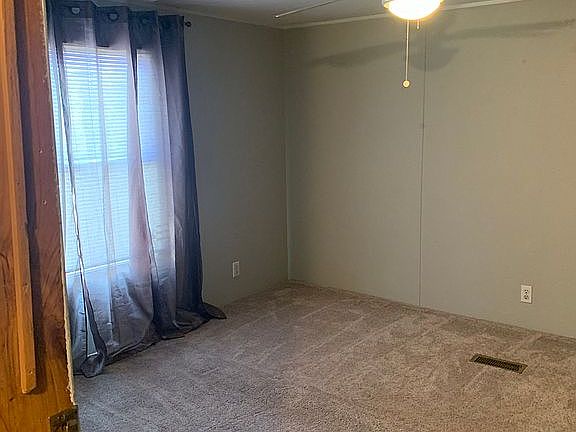 5th image of 1213 N Windsurf Way