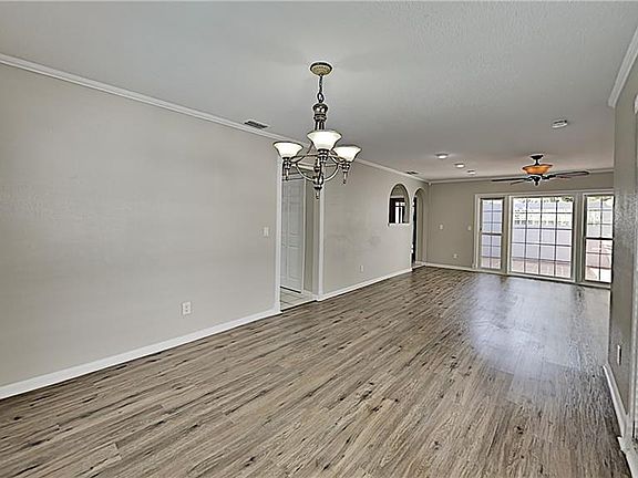 4th image of 4007 Arroyo Ln