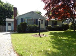 6 Fernwood Rd, Bristol, RI 02809