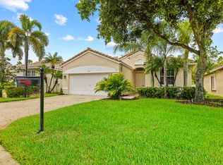 9947 Torino Dr, Lake Worth, FL 33467