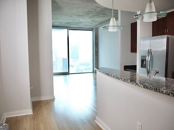 5th image of 400 W Peachtree St NW Unit 1412