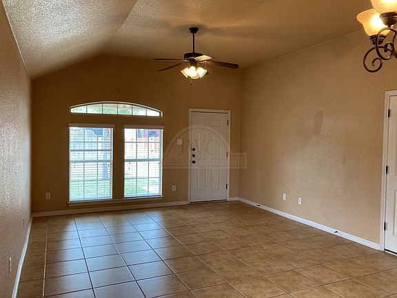 2nd image of 4703 Autumn Valley Dr #B