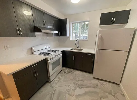 Rented by Voro, LLC | media 1