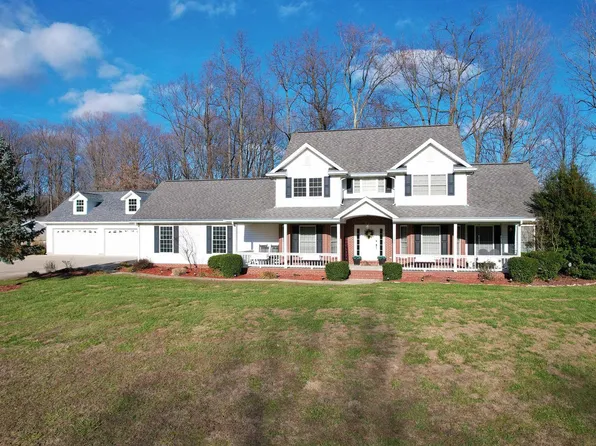 6700 W Whispering Creek Dr, Owensville, IN 47665