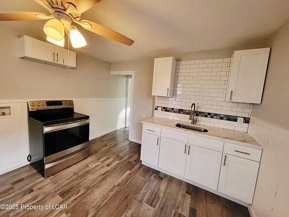 2nd image of 1019 W Main St #1