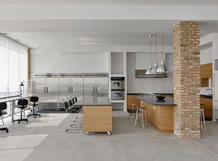 175 N Ada St UNIT 403, Chicago, IL 60607