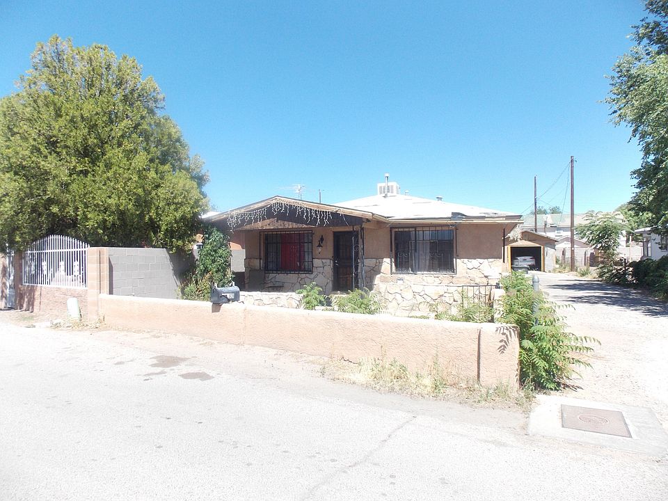 1st image of 1628 Evergreen Dr SW