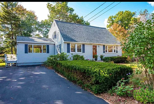 19 Lou Ave Photo 1