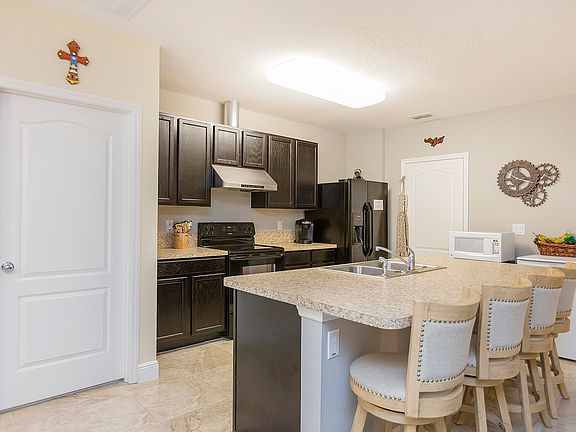 4th image of 161 Fishermans Cove Dr