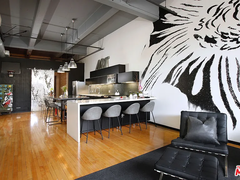 1850 Industrial St #215 — Photo 7