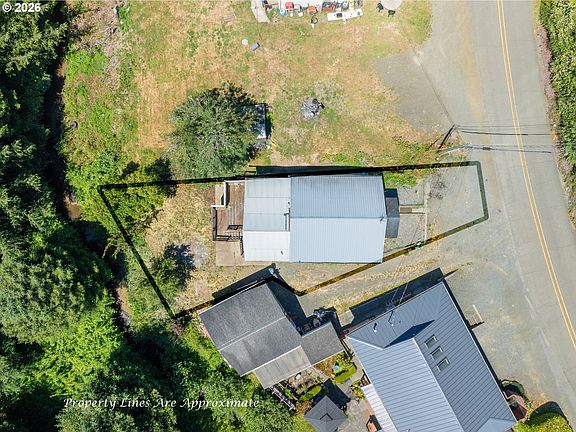 3rd image of 94136 Rink Creek Ln