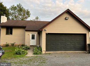 7815 Corning Rd, Zionsville, PA 18092