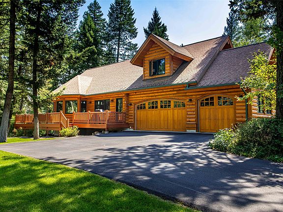 2nd image of 20 Wood Ridge Dr