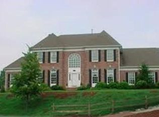 15 Robert Rd, Marlborough, MA 01752