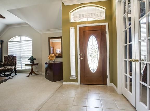 3rd image of 1111 Oakhollow Dr