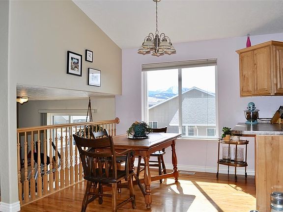 Open Dining Room w/Great Mountain Views