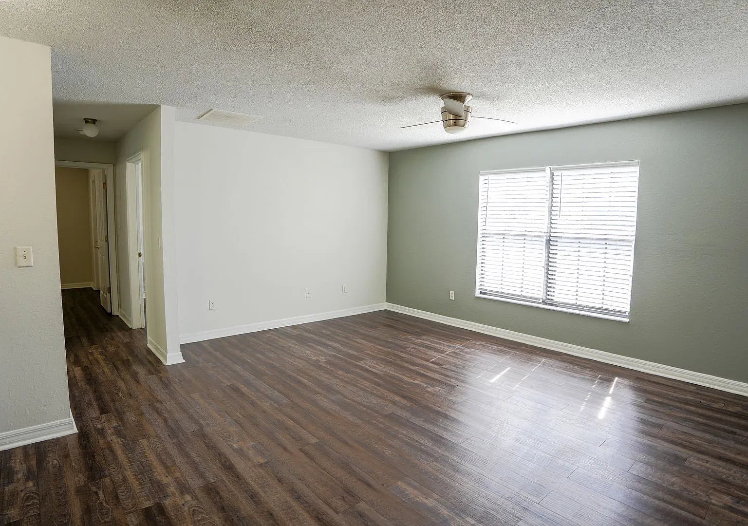 Woodland Heights Apartments — Photo 3