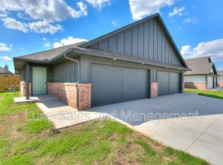 10541 Lawson Place Rd, Oklahoma City, OK 73162