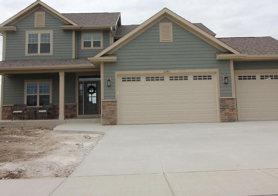 1st image of 1241 Valley Hill LANE