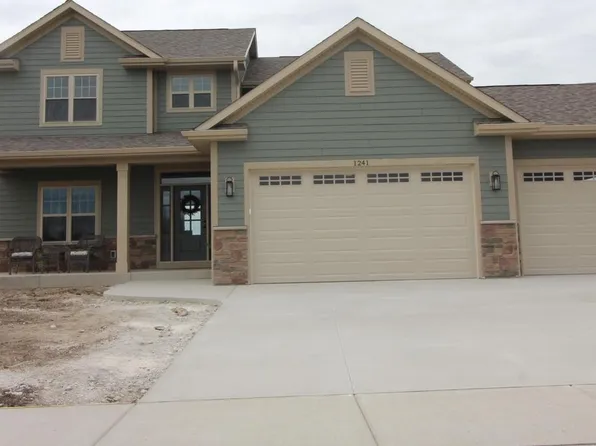 1241 Valley Hill LANE, Union Grove, WI 53182