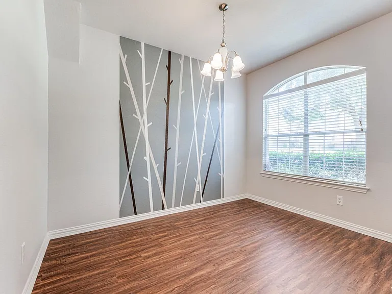 2728 Tangerine Ln — Photo 10