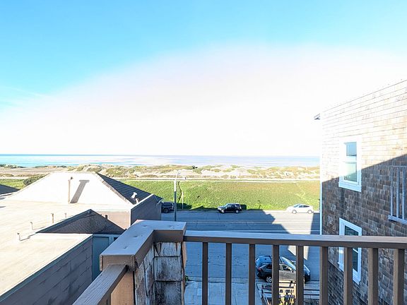 5th image of 2448 Great Hwy APT 16