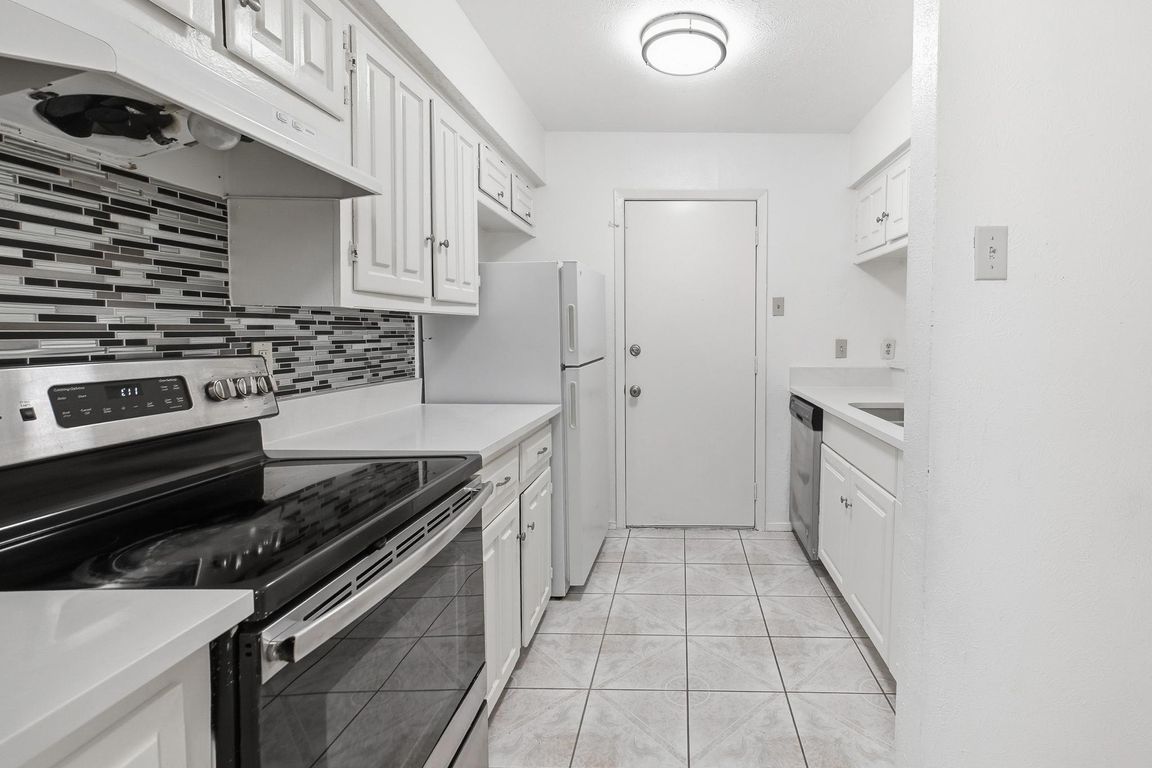 next background image