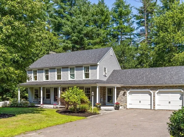 16 Drumlin Hill Rd, Groton, MA 01450