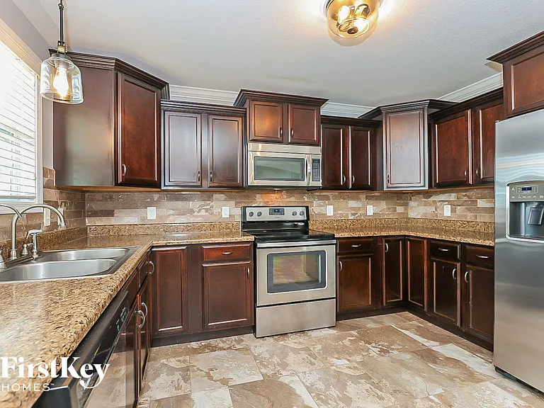 700 Swift Fox Dr — Photo 7
