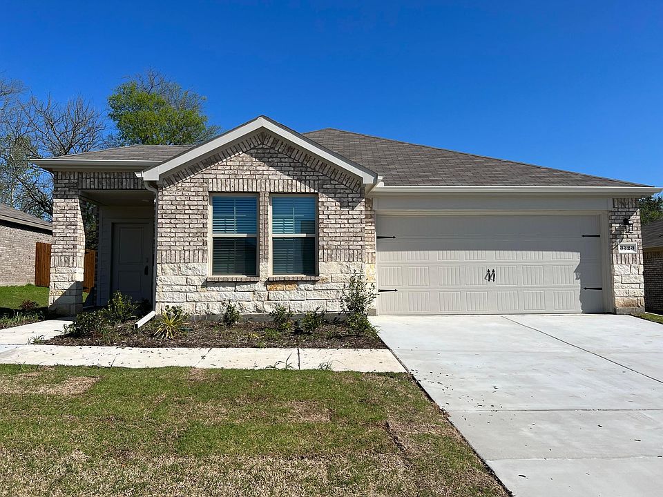 1st image of 3323 Sweetwater Way