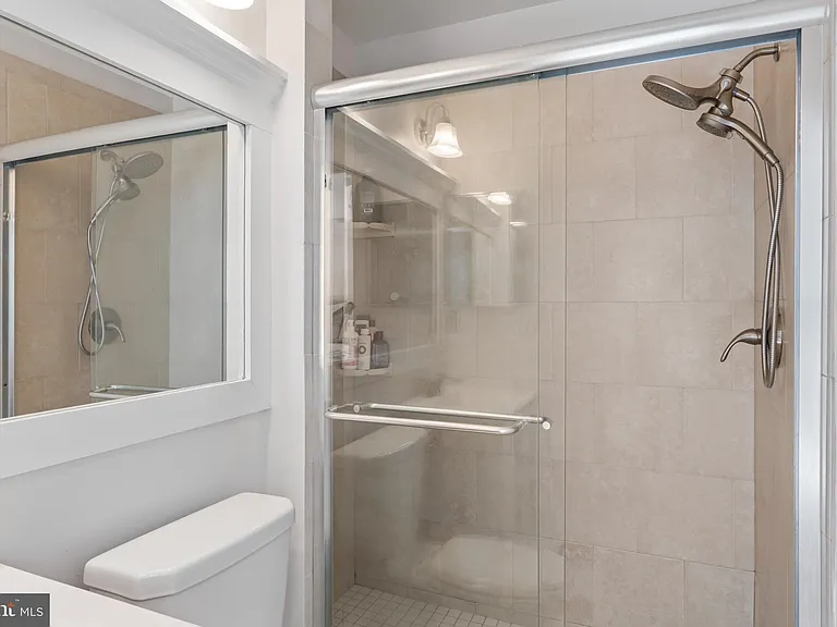 10267 Green Holly Ter — Photo 22