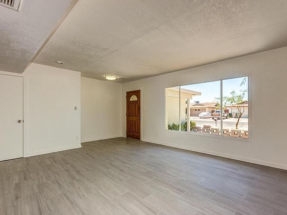 5th image of 4726 W Mercer Ln