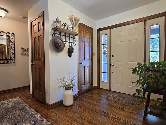 4th image of 2809 Saint George Rd