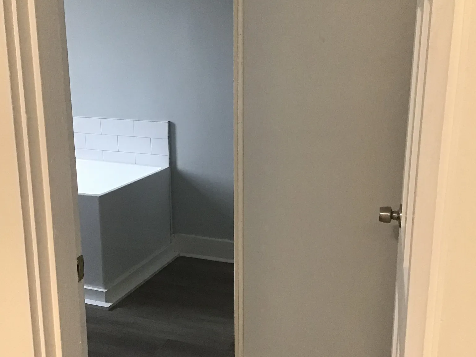 182 Green St — Photo 4