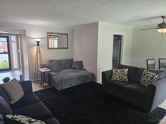 3rd image of 8304 Coppernail Way
