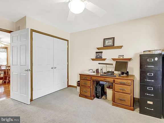 3rd image of 418 Heritage Dr