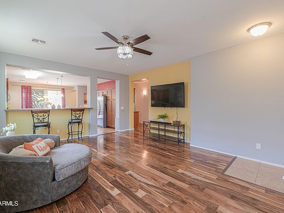 4th image of 17224 N ROSEMONT Street
