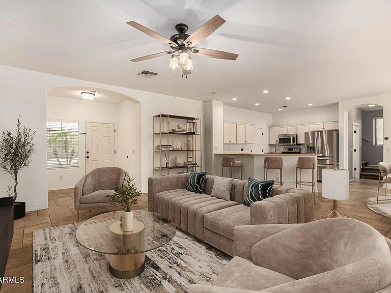 8382 W Mary Ann Dr — Photo 3