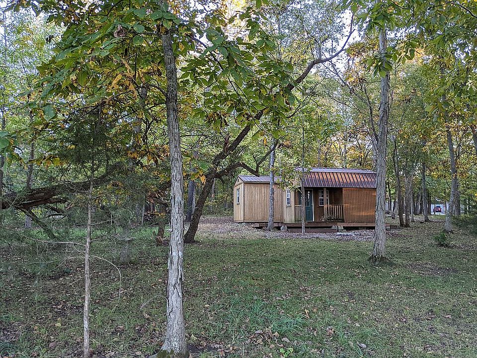 Big Lot, Little Cabine