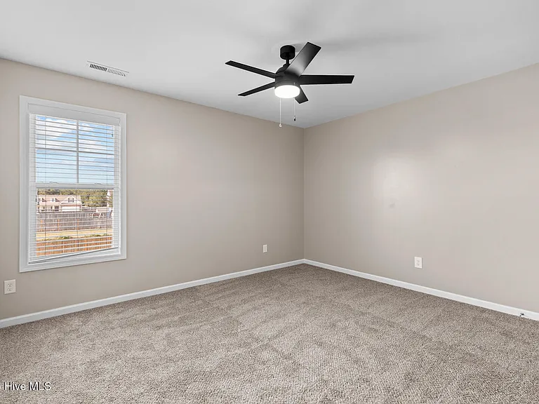403 Zircon Ct — Photo 19