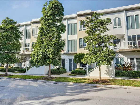 6310 NW 103rd Pl APT 104, Doral, FL 33178