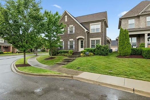 1st image of 1099 Paddock Park Cir
