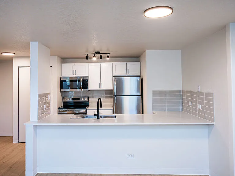 Tallmadge Lofts — Photo 18