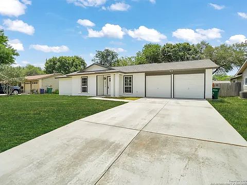 3rd image of 4018 Stathmore Dr