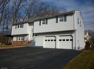 6 Meadow Dr, Dover, NJ