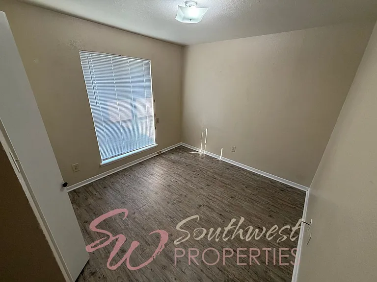 107 Willow Ln #A — Photo 12