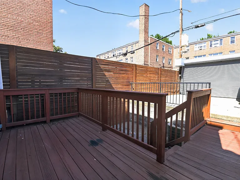 847 20th St NE — Photo 24